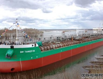 Okskaya一艘內(nèi)河油船下水