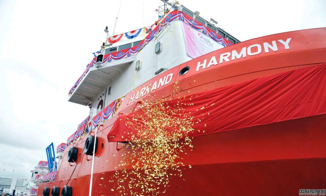 吉寶最新型潛水支援船下水