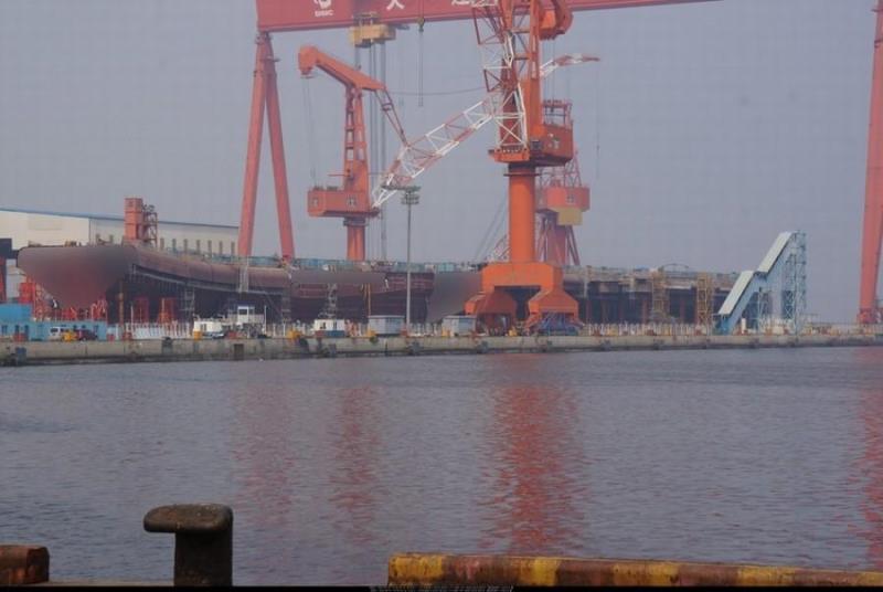 國(guó)產(chǎn)航母新照曝光艦體基本成形