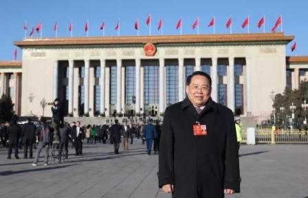 高彥明：中國(guó)造船業(yè)需解決“10厘米3噸油”問題