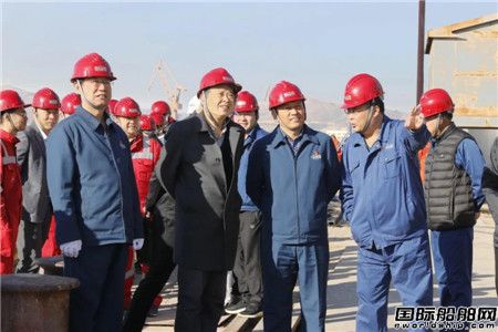 FbCԇ򞴬ڌF(xin)w͹(ji)c