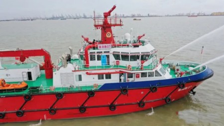 河柴重工CHD620V16CR柴油機(jī)裝備國內(nèi)最大內(nèi)河消防船
