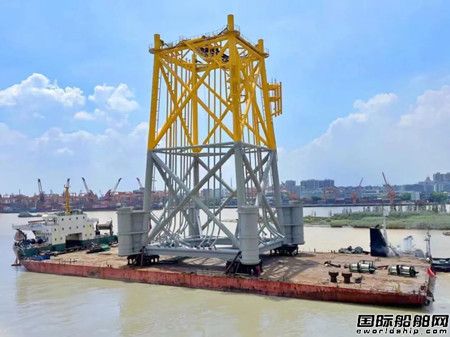 文船重工交付中廣核汕尾甲子二導(dǎo)管架