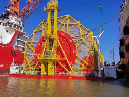 馬尾船廠建造新型海魚養(yǎng)殖平臺順利下水并完成傾斜試驗