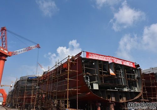 鎮(zhèn)江船廠3824kW全回轉拖輪順利搭載