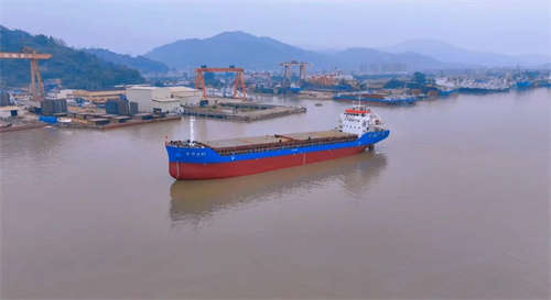 隆泰船舶建造兩艘多用途貨船吉水