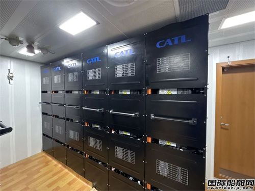 馬力、容量雙登頂！寧德時(shí)代助力全國首艘氫電拖輪啟航