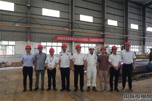 江新造船同日開建兩艘消防船舶