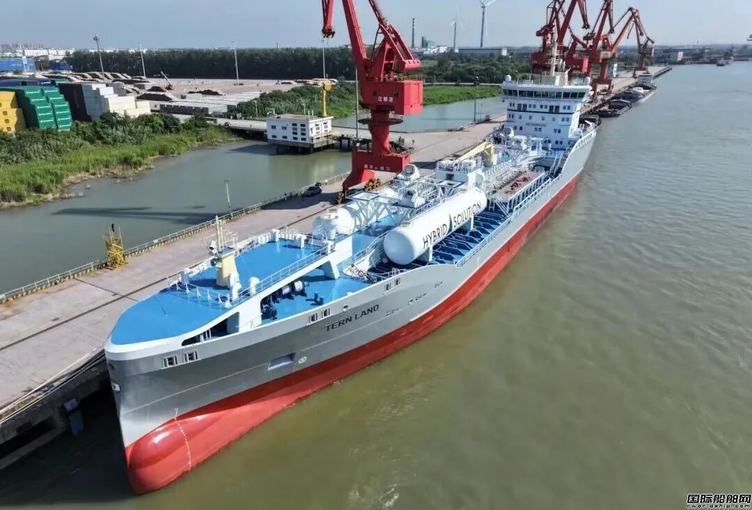 Pݶ⽻Furetank815000WƷ