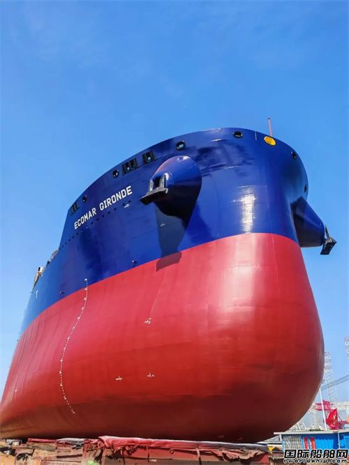 廣船國(guó)際3天完成2艘5萬噸級(jí)新船下水